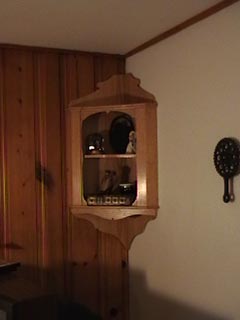 corner cabinet 10
