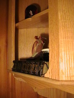 corner cabinet 8